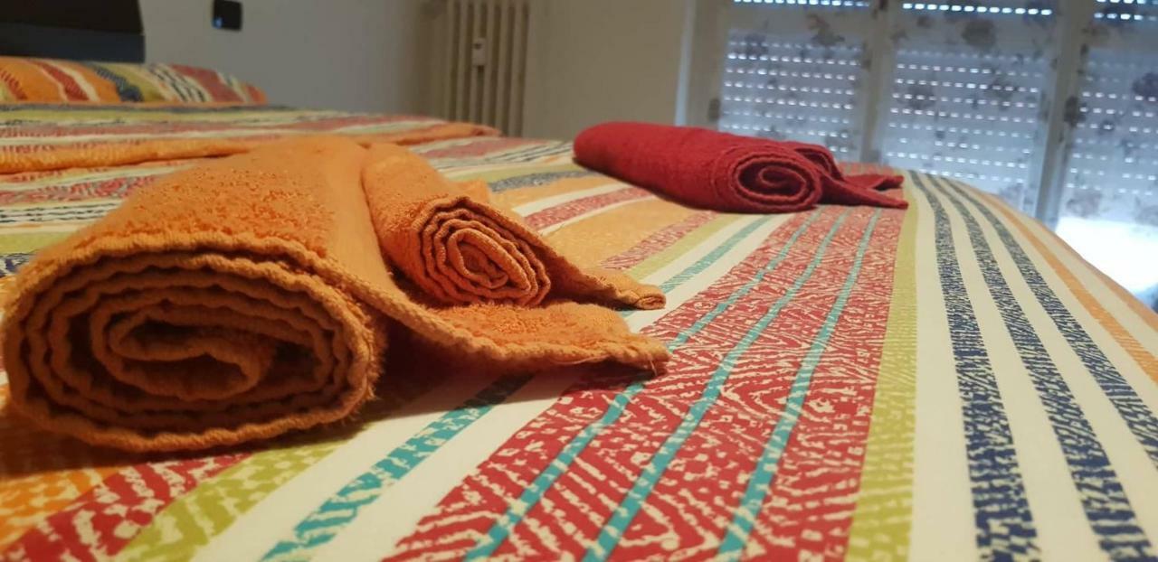Helloguesthouse Olgiate Comasco Ngoại thất bức ảnh